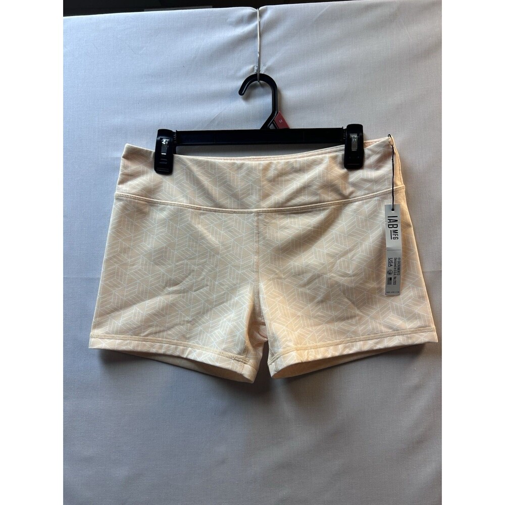 IAB MFG Shorts Women XL 12 Peach Geometric Compression New With Tags
